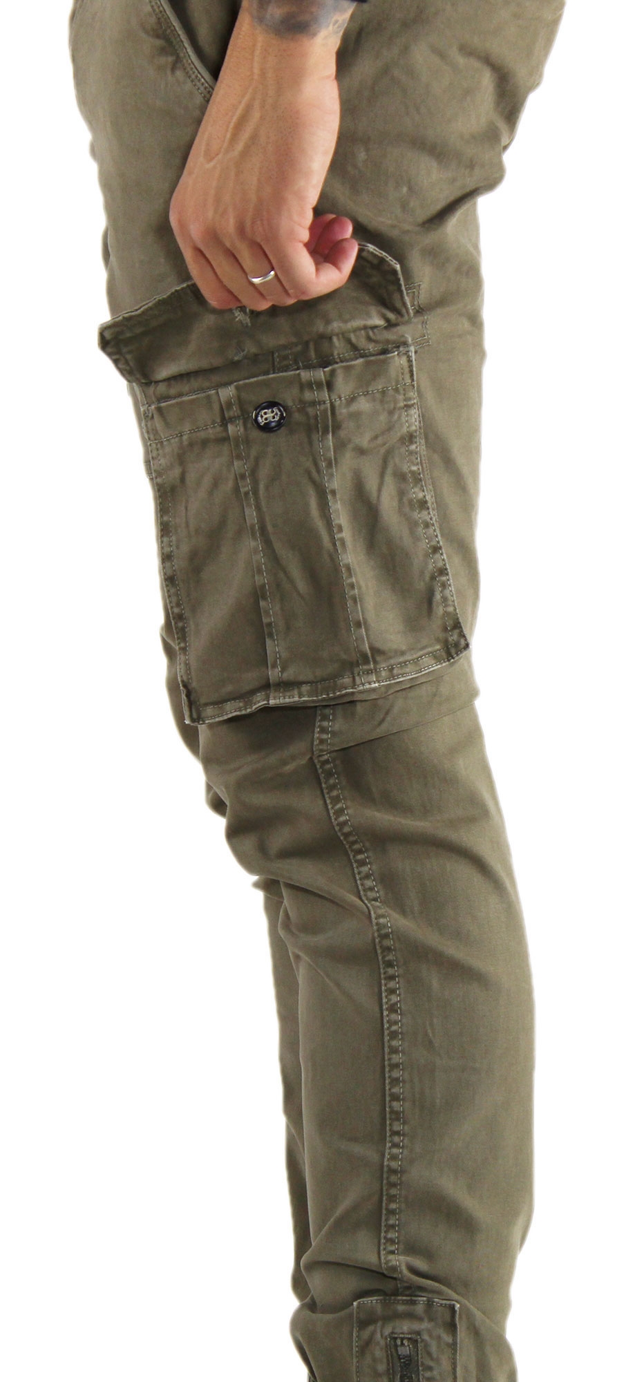 cargo pants with side pockets