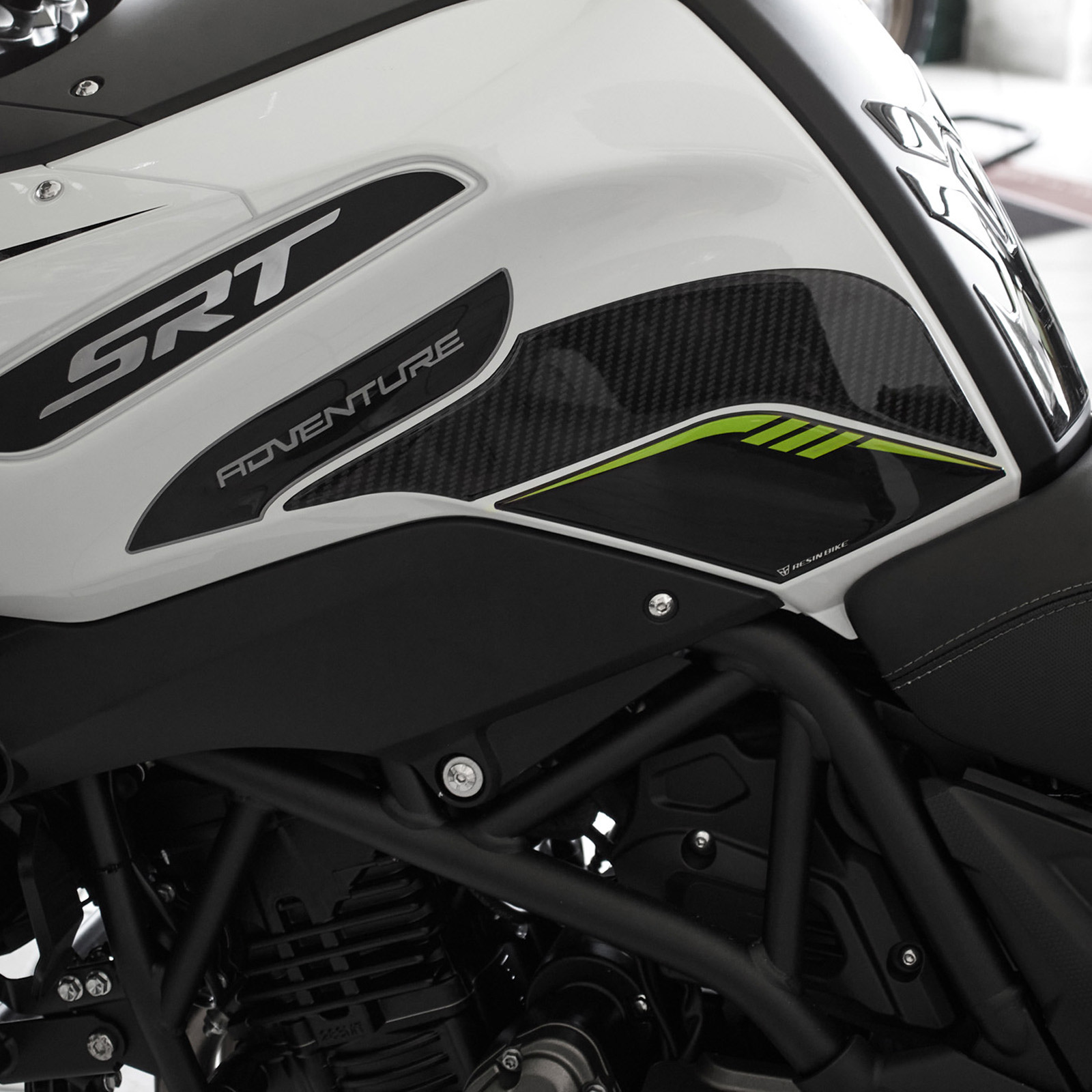 Motorcycle Stickers 3D compatible QJ Motor SRT 700 X 2024-2025