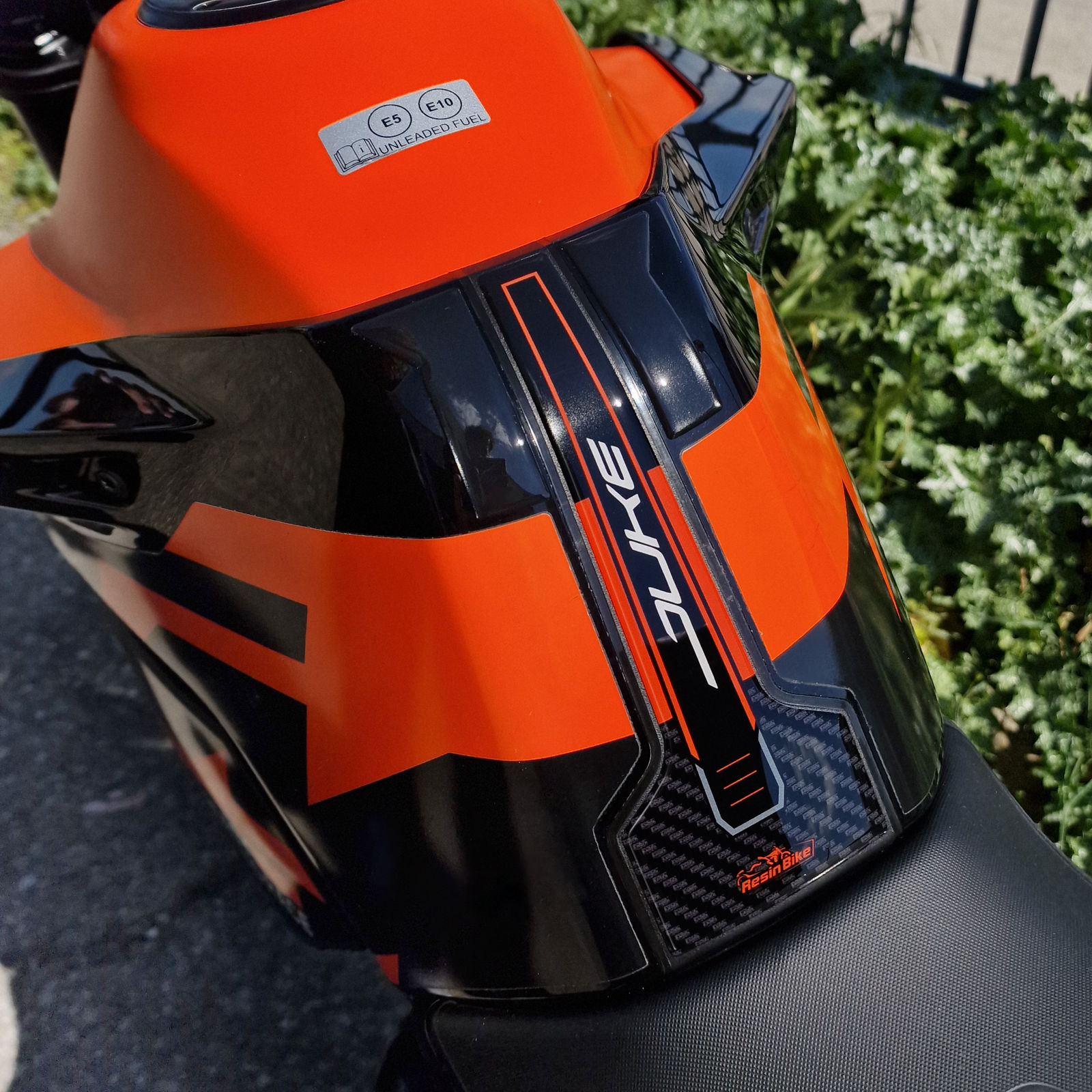 Kit De 2 Autocollants De Protection Pour Réservoir De Moto - Effet 3D Fibre De Carbone, Anti-rayures, Facile à Poser - 9
