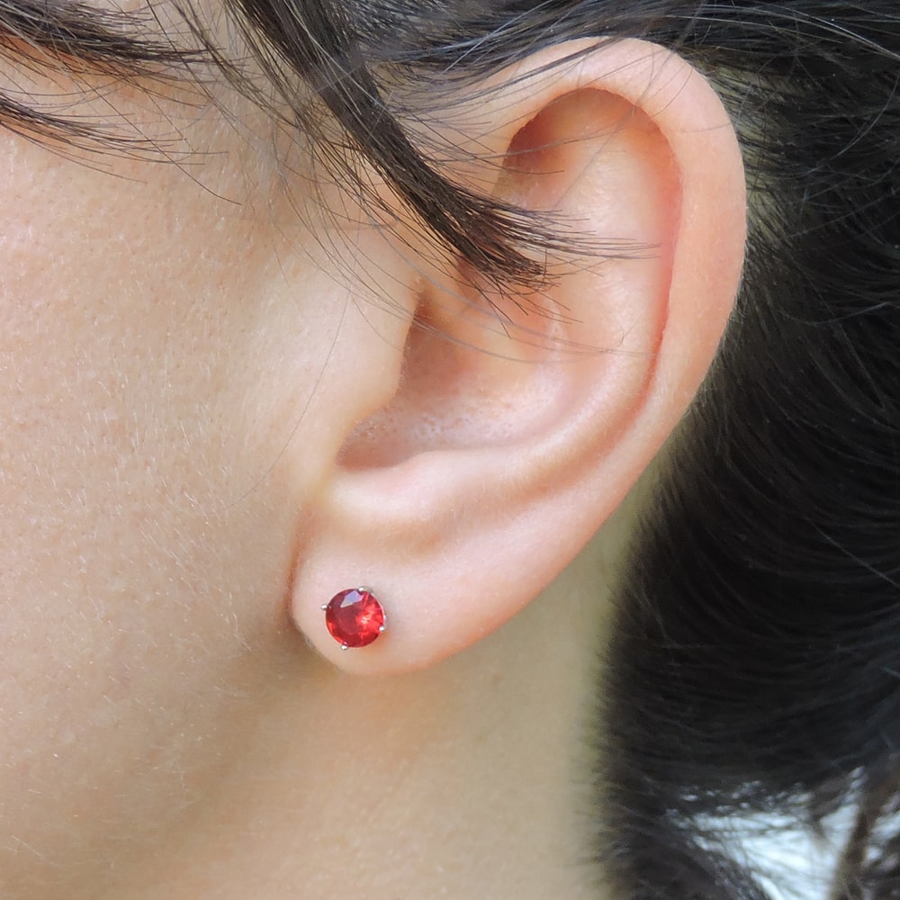 Orecchini Bottoncino in Argento 925 e Pietra Tonda Colorata - Foto 8 di 18