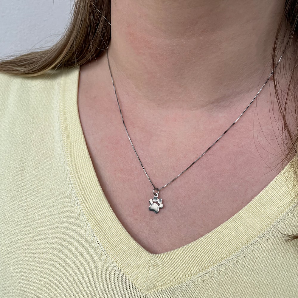 Collana Medaglietta Zampa Cane in Argento Personalizzabile con Incisione Nome - Foto 4 di 12