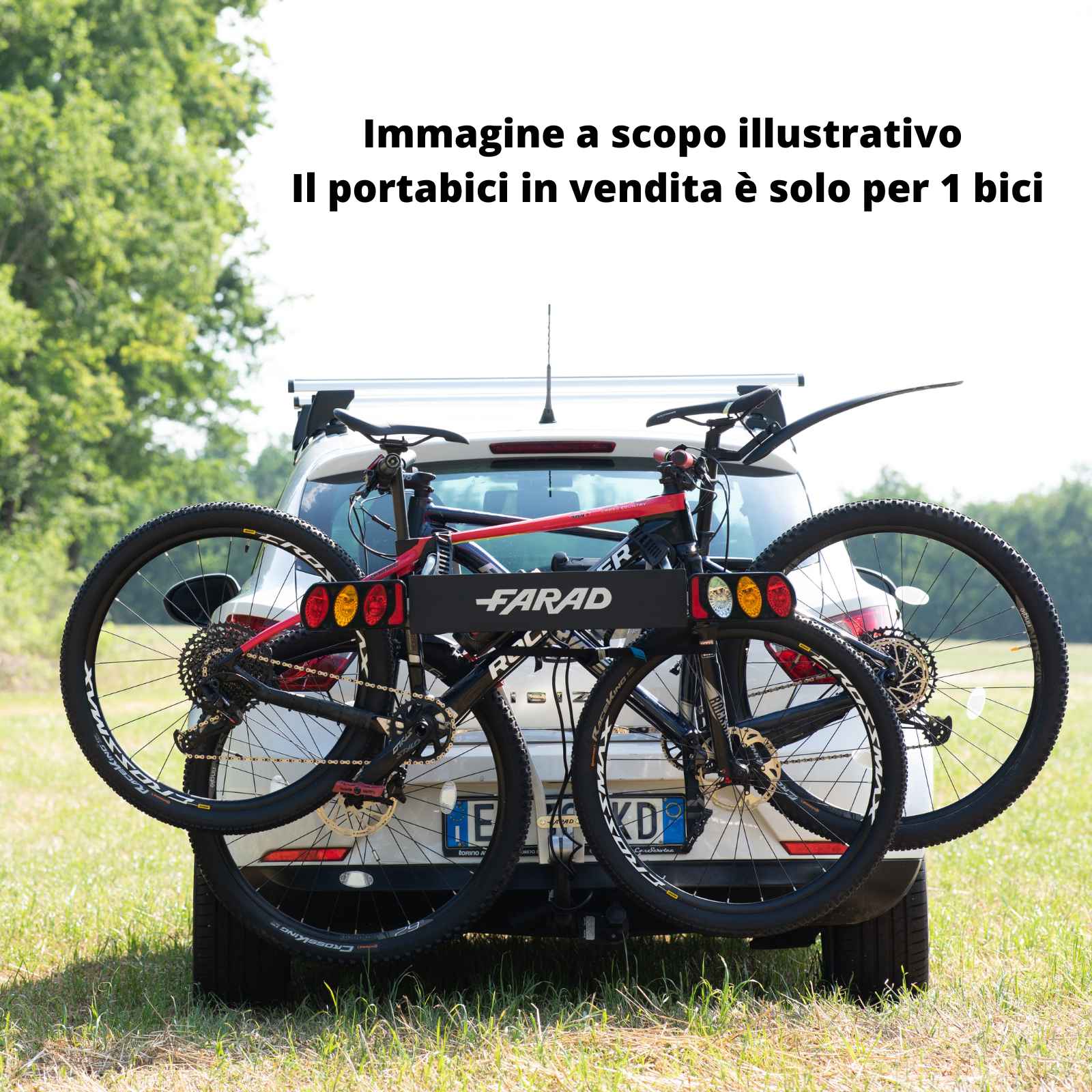 PORTABICI BICICLETTE GANCIO TRAINO BICI VARAITA FARAD CON FANALI
