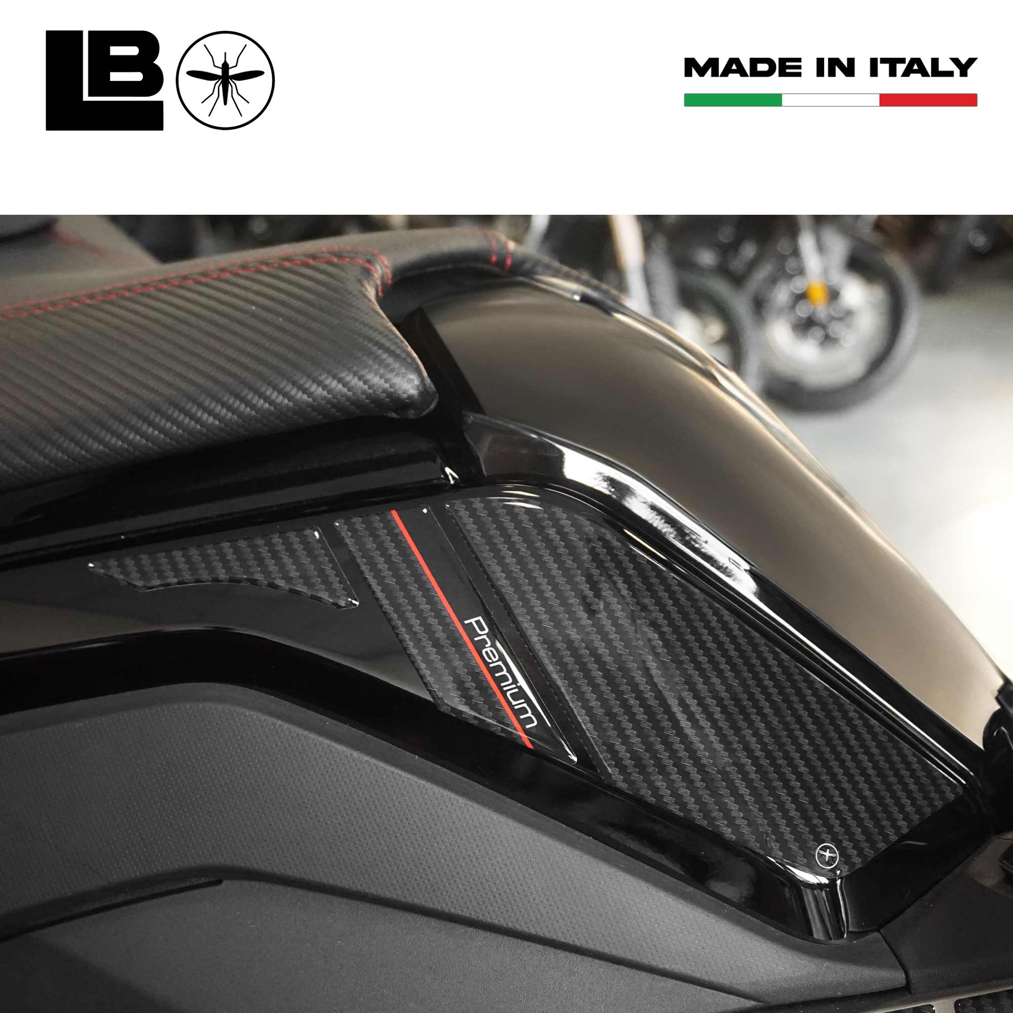 Adesivi 3D Resinati Laterali Per KYMCO AK 550 2018 - Protezioni In Resina Rosse, Made In Italy