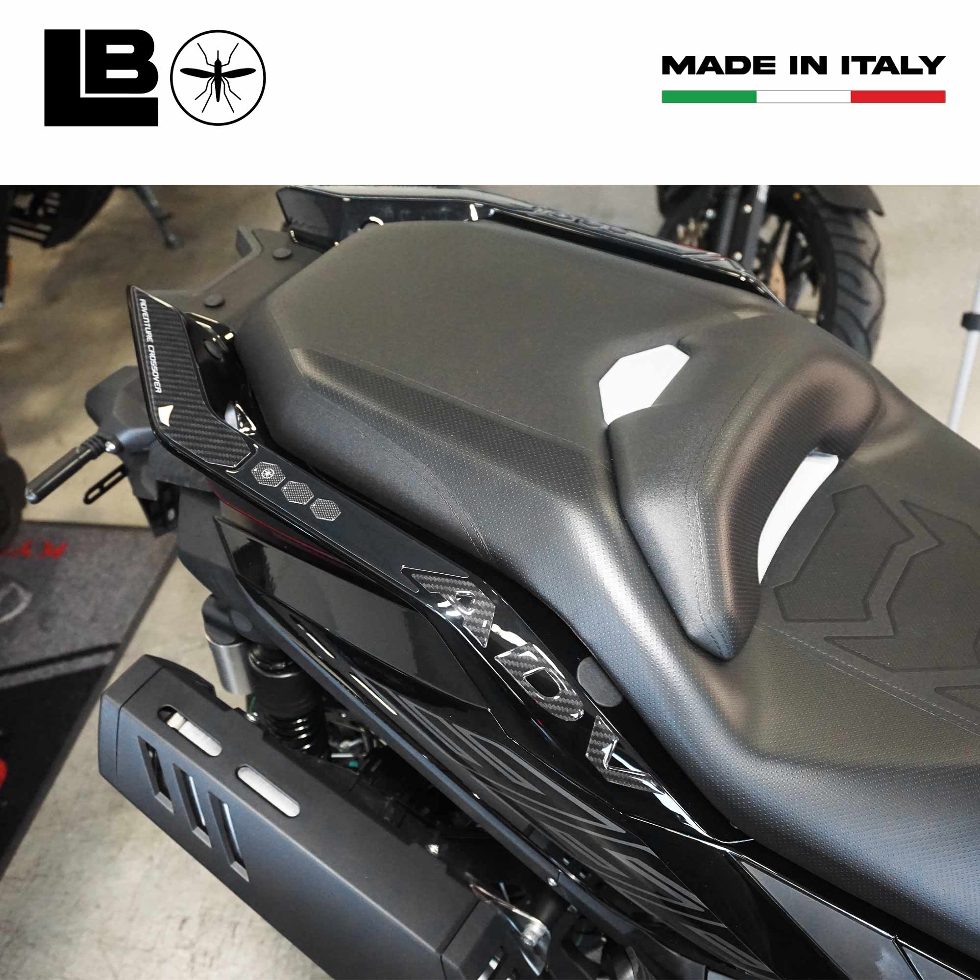Autocollant 3D Résine Bouchon Réservoir Moto - Compatible Zontes 368 G 2025 - Décoration Et Protection Carbone - Résistant Aux Rayures, Intempéries