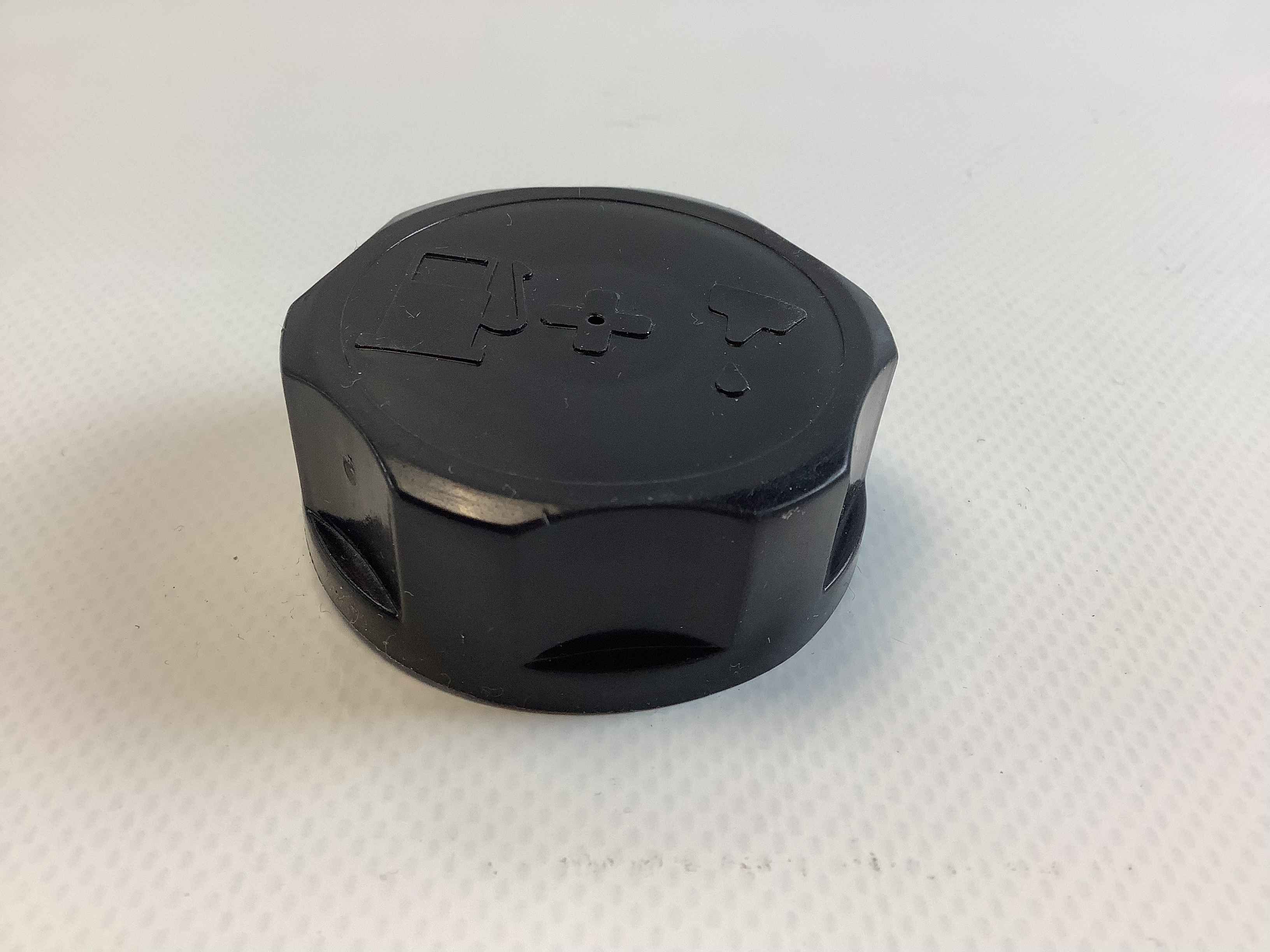 Fuel Cap 20U-04-21360 For Komatsu PC45MR-1 PC50UU-2 PC75UU-2 PC128US-1