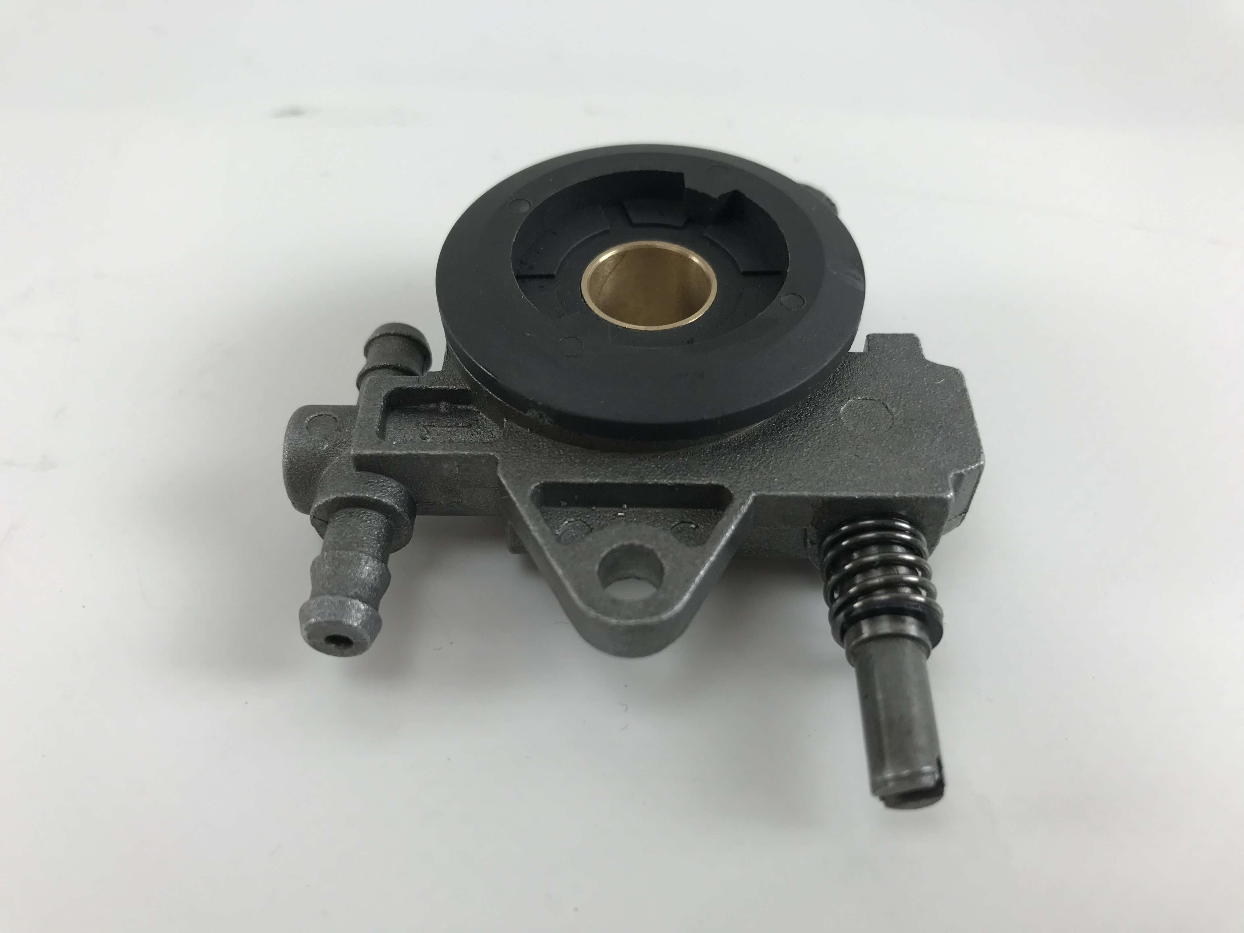 Pompa olio per Zenoah G2500 e Husqvarna T425 completa di verme